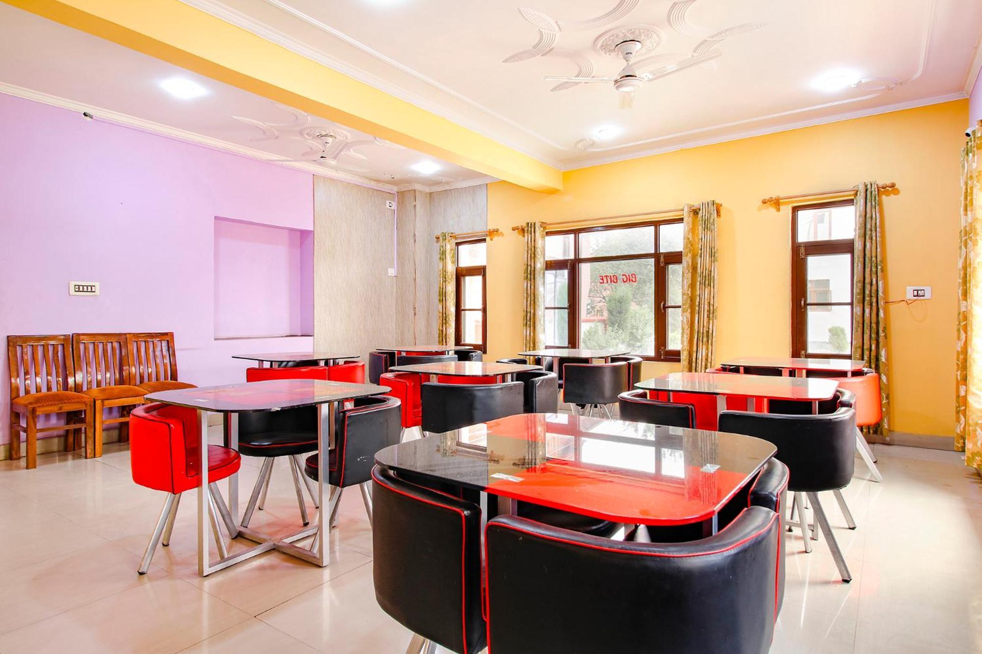 Fabhotel Grand Comforts Haidarpur Екстер'єр фото