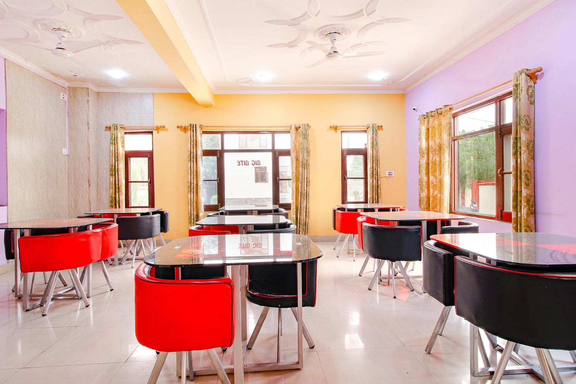 Fabhotel Grand Comforts Haidarpur Екстер'єр фото